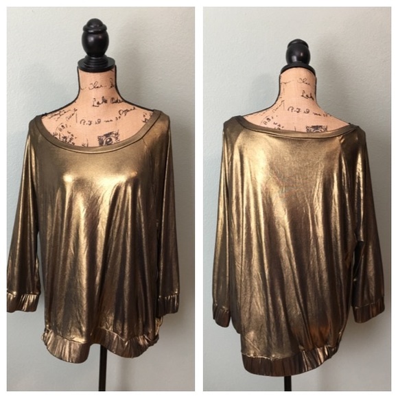 RACHEL Rachel Roy Tops - NWT RACHEL Rachel Roy size XL gold lamé top!